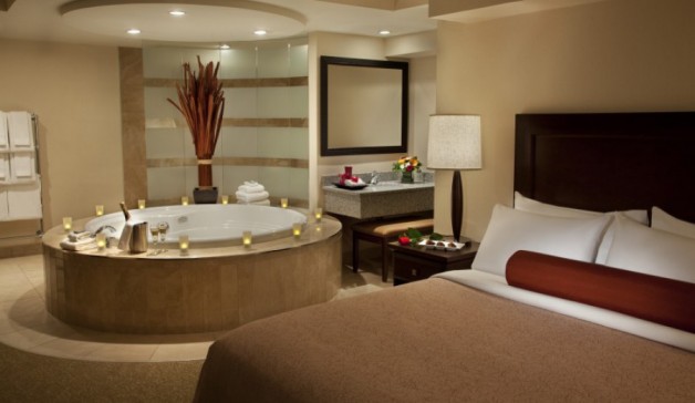 LittleJoily Perfect date custom pic 1