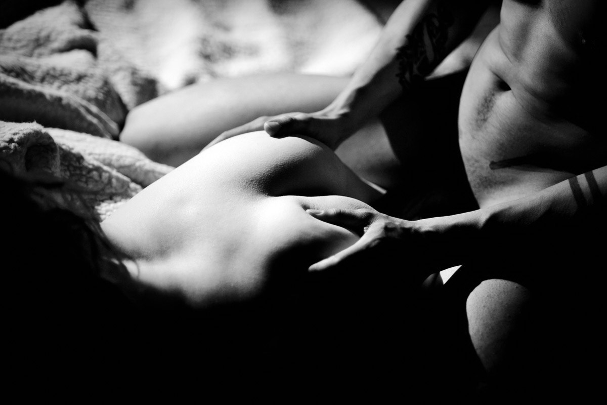 Erotic wife sex boudoir photography maternity.