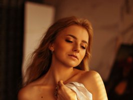 Modré vlasy lesbický sex